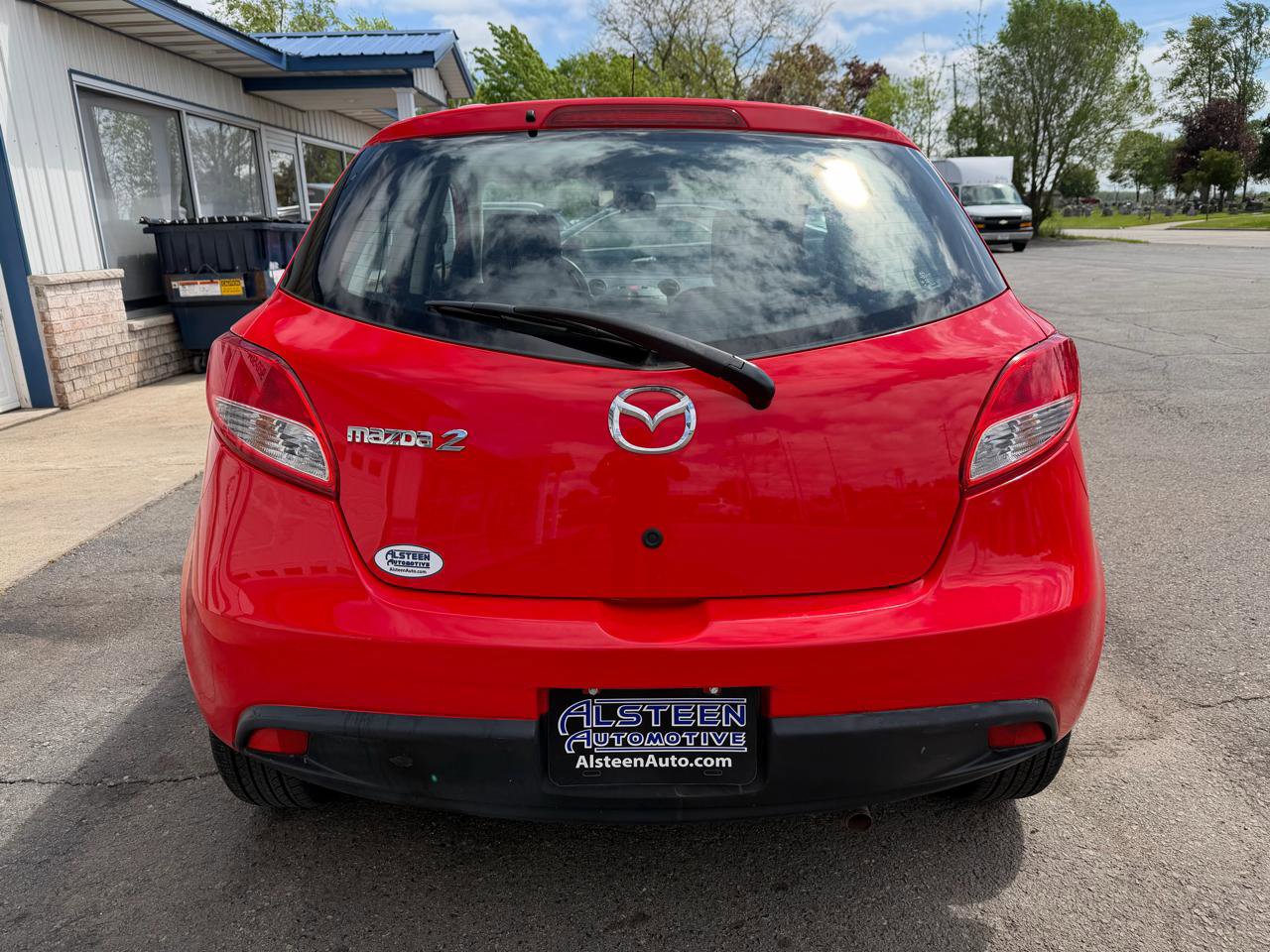 Used 2013 MAZDA MAZDA2 Sport FWD image 4