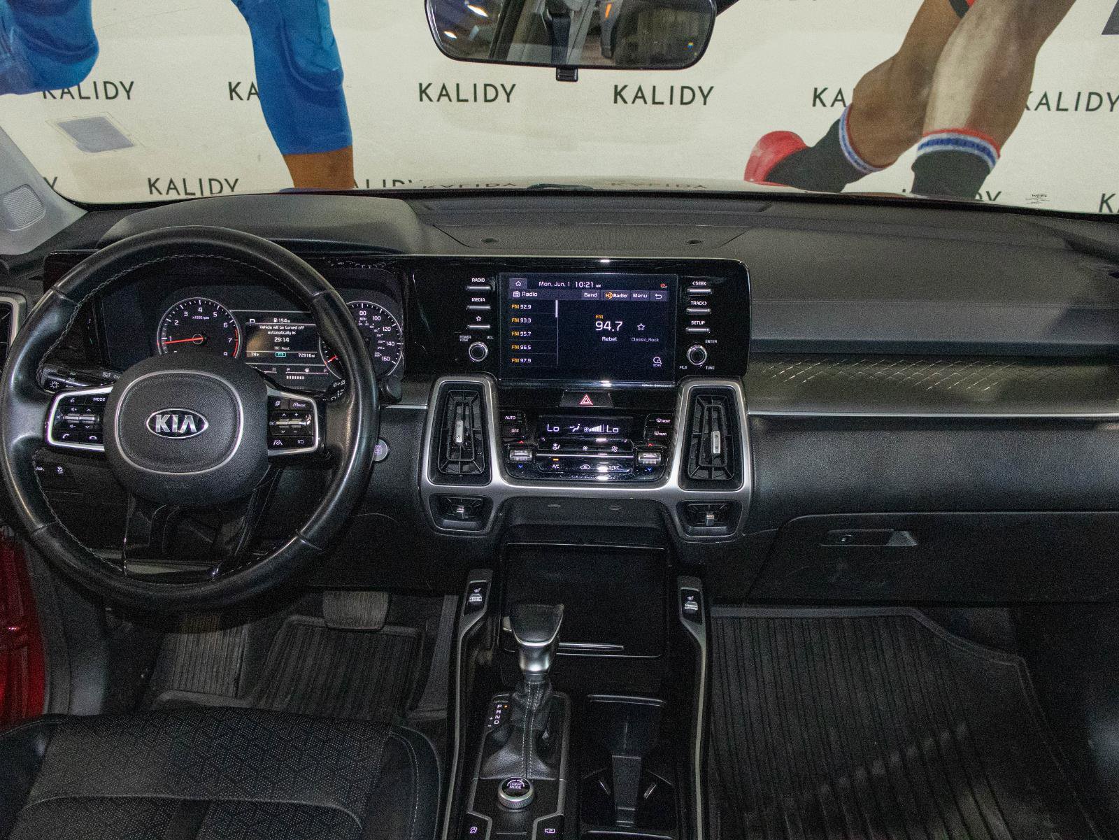 Used 2021 Kia Sorento S w/ Panoramic Sunroof Package FWD image 3