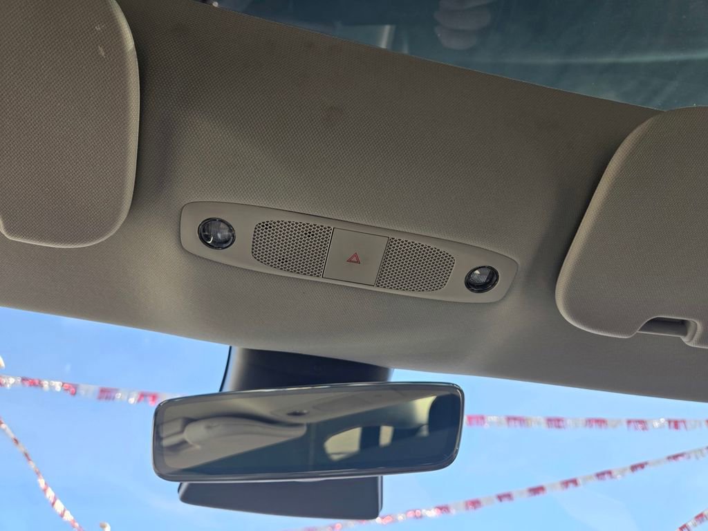 Used 2023 Tesla Model 3 Standard Range image 16