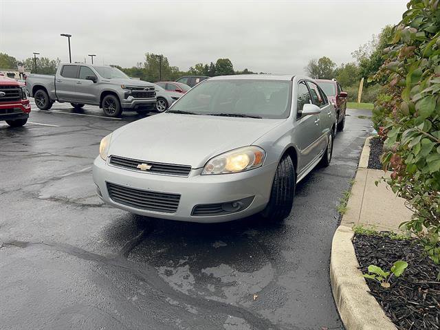 Used 2011 Chevrolet Impala LT w/ Luxury Edition Package FWD image 3