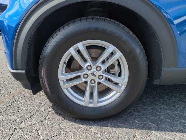 Used 2022 Ford Explorer XLT w/ Equipment Group 202A image 10
