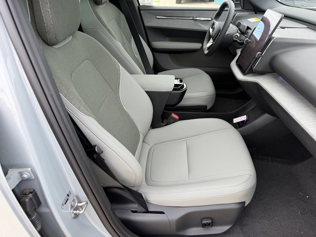 New 2026 Volvo EX30 Cross Country Ultra w/ Protection Package Premier AWD/4WD image 9