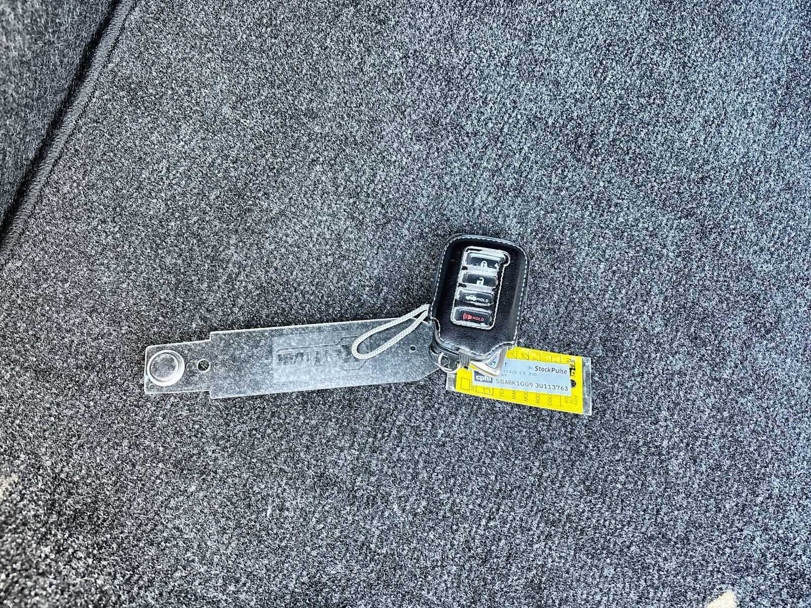 Used 2018 Lexus ES 350 w/ Luxury Package w/Wood Trim image 25