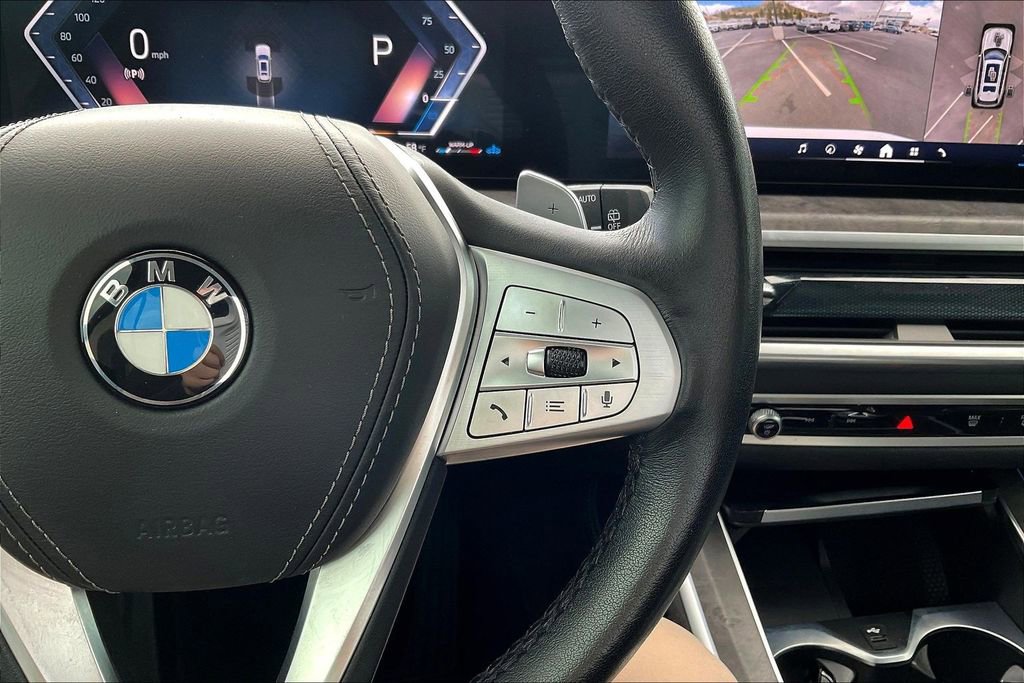 Used 2025 BMW X7 xDrive40i AWD/4WD image 12