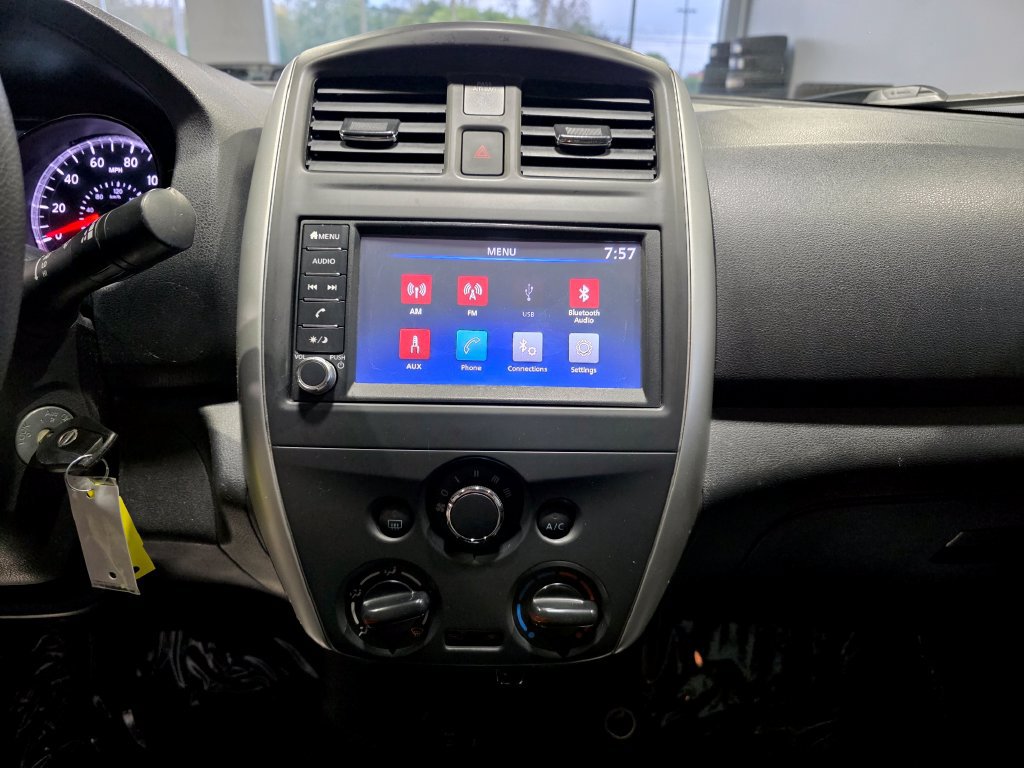 Used 2018 Nissan Versa SV FWD image 10