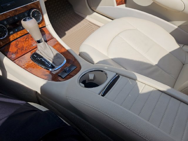 Used 2007 Mercedes-Benz CLK 350 Cabriolet image 17