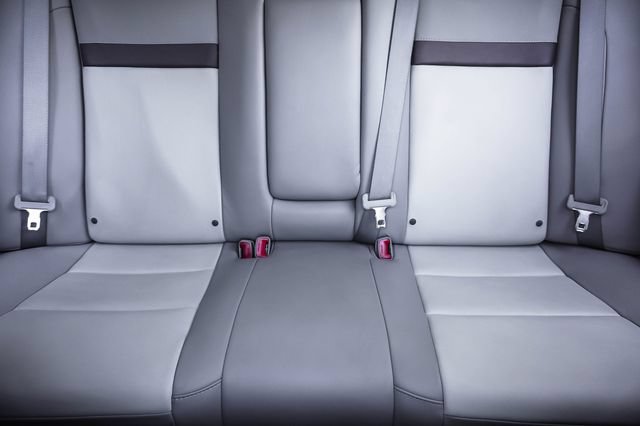 Used 2012 Toyota Camry XLE FWD image 19