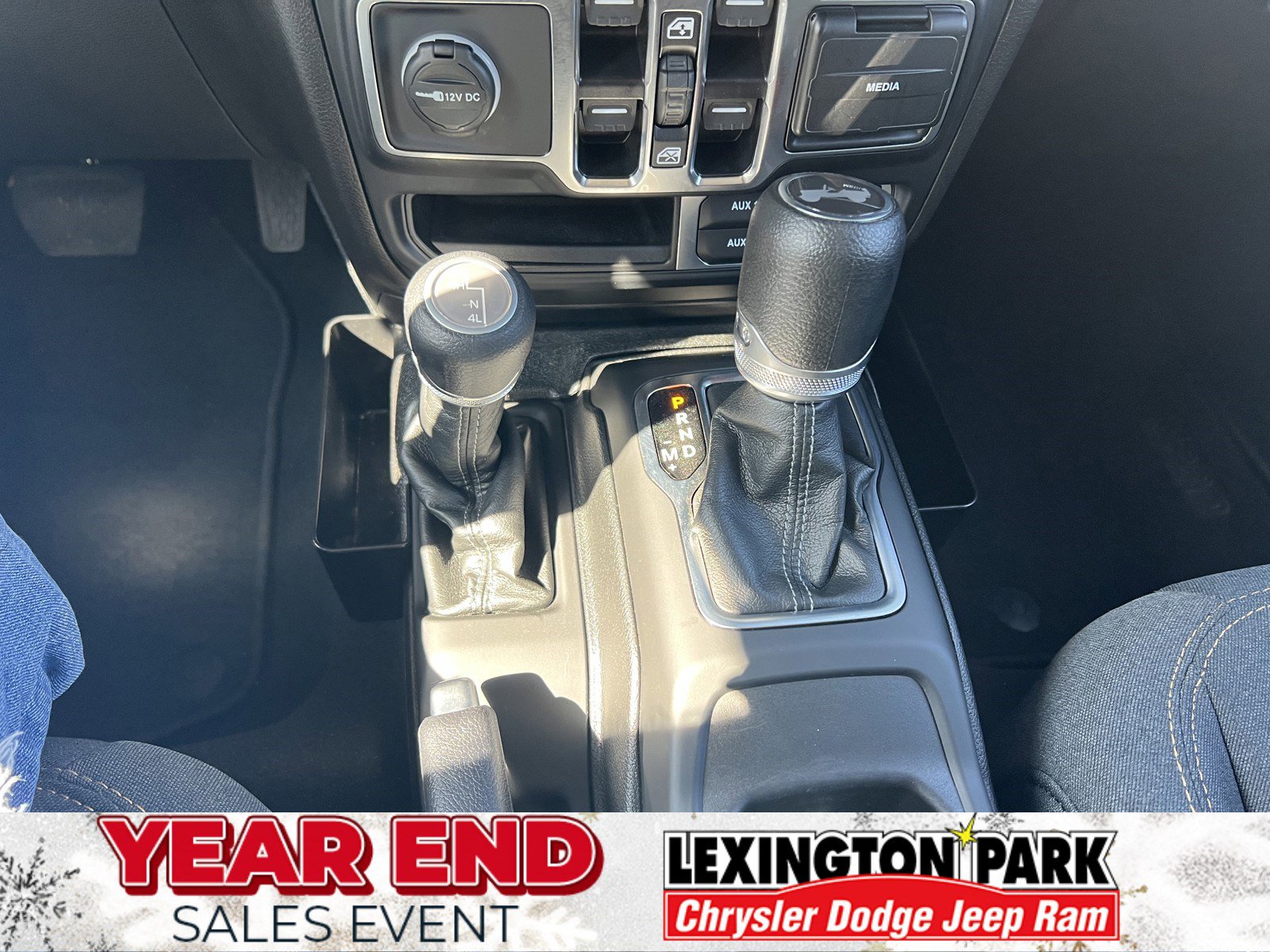 Used 2024 Jeep Wrangler Sahara w/ Technology Group image 26