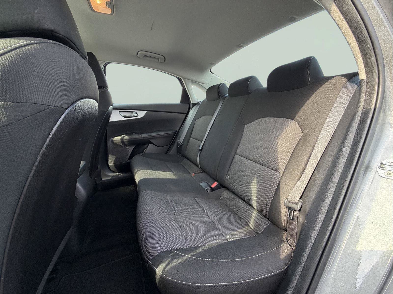 Used 2022 Kia Forte LXS FWD image 22
