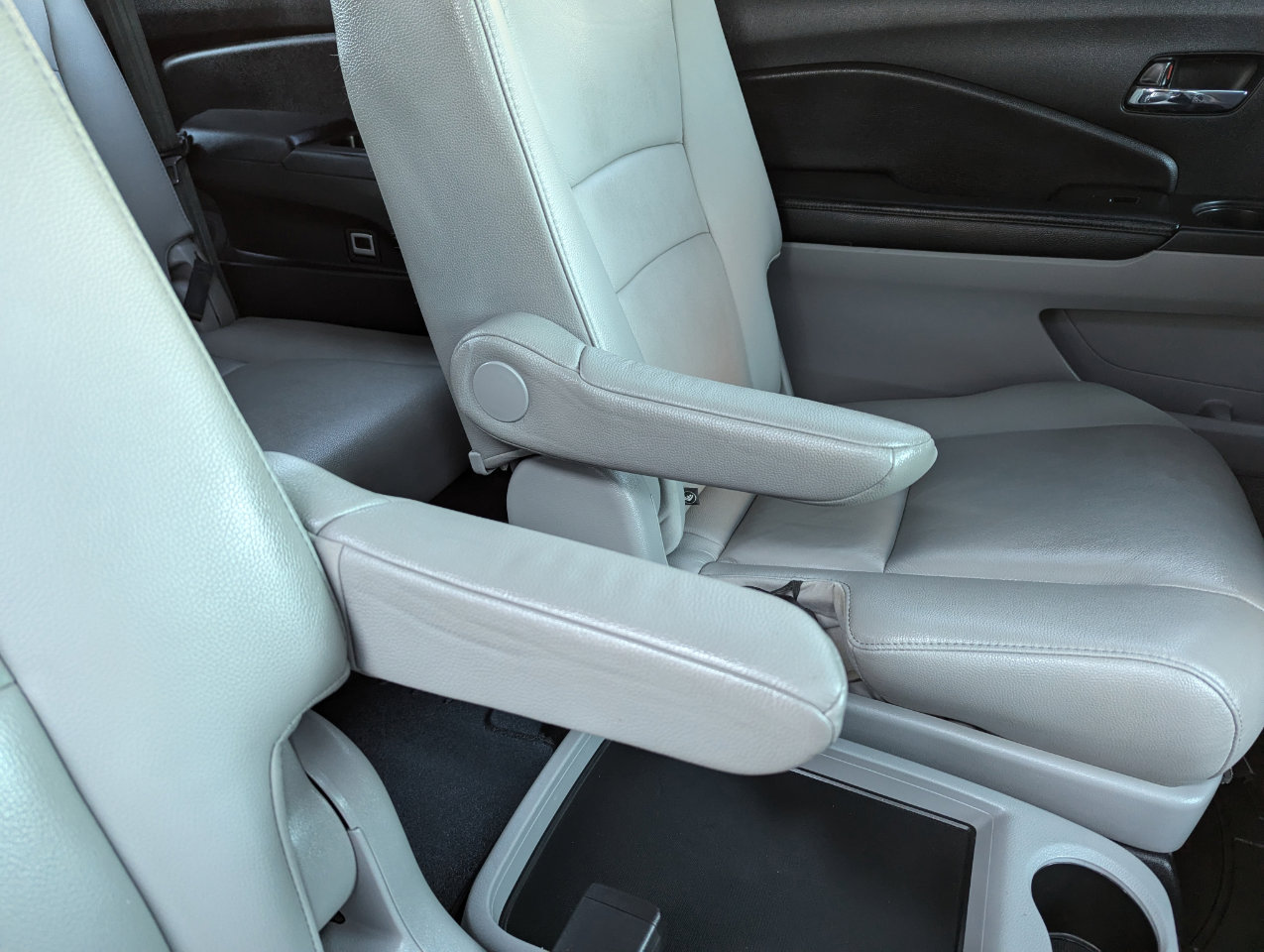 Used 2019 Honda Pilot Touring image 52