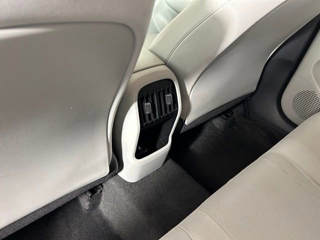 Used 2025 Hyundai Kona SEL image 15