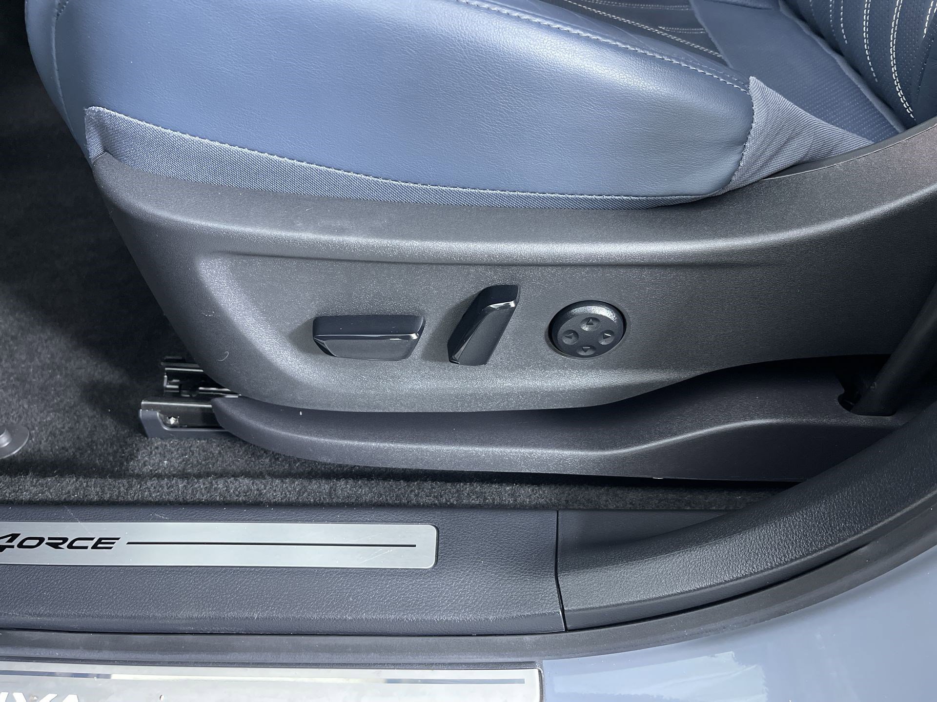 Certified 2023 Nissan Ariya image 13