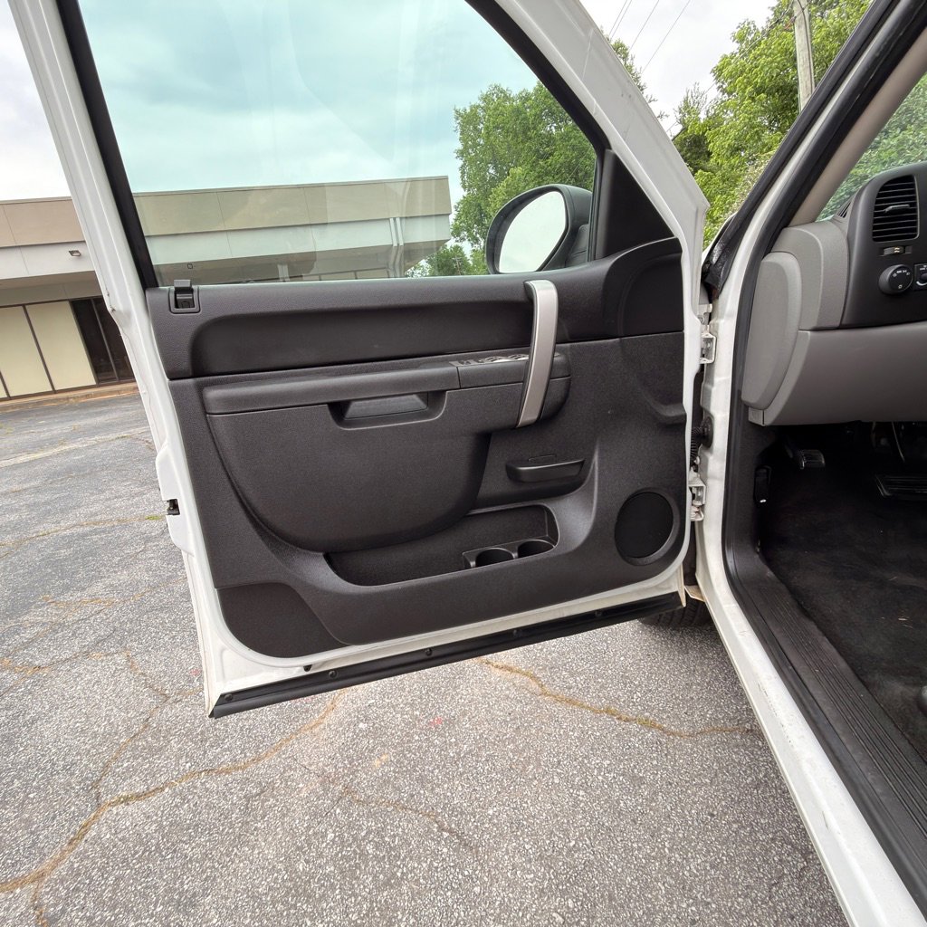 Used 2010 GMC Sierra 1500 SL RWD image 10