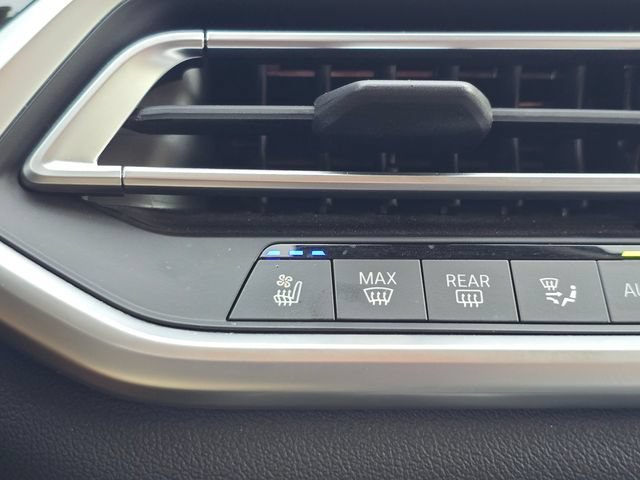 Used 2020 BMW X7 xDrive40i w/ Premium Package AWD/4WD image 20