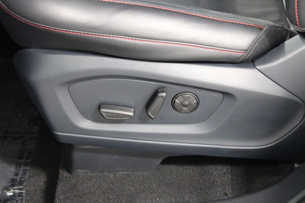 Used 2025 Ford Explorer ST image 23