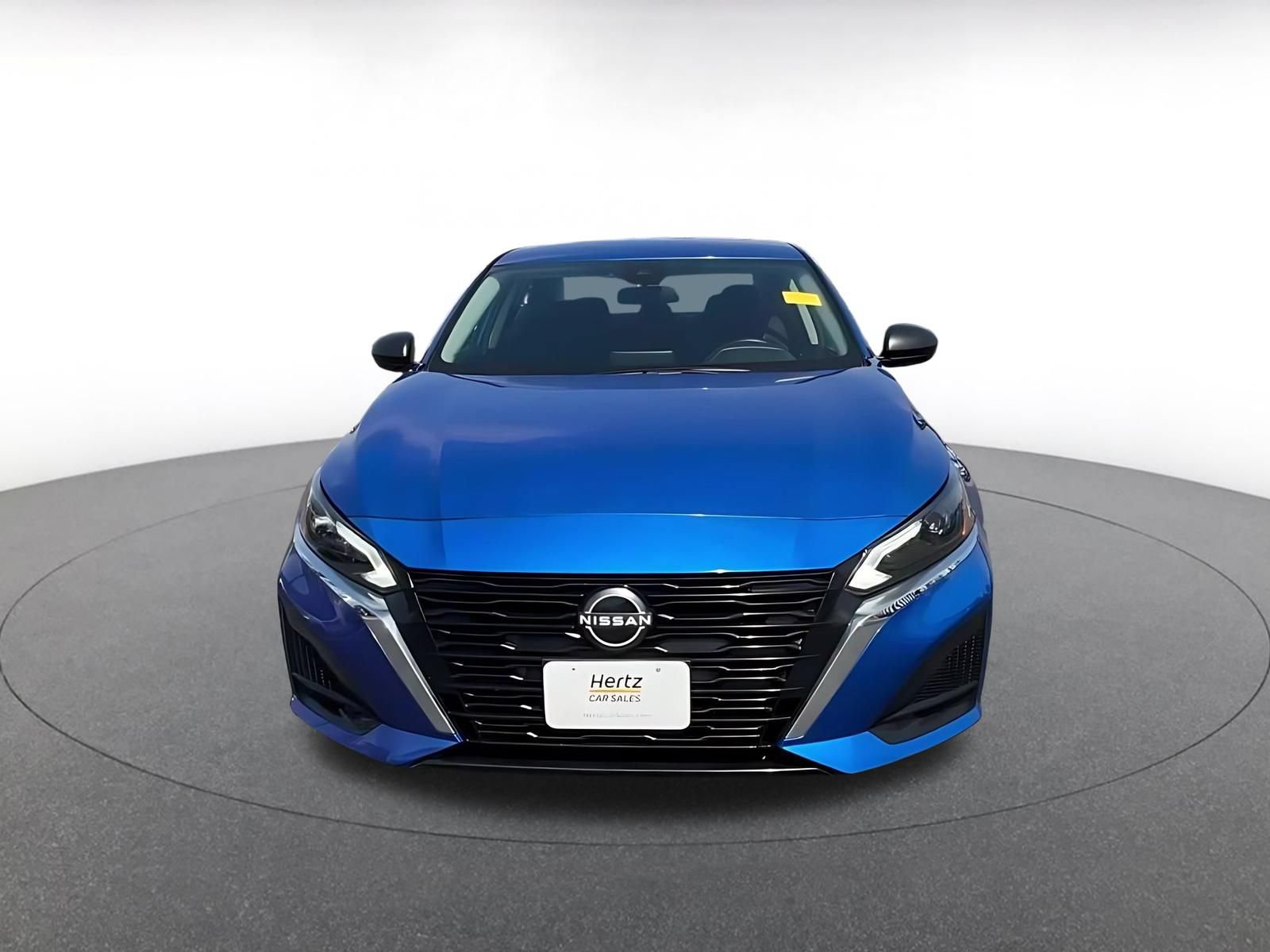 Used 2025 Nissan Altima 2.5 SV FWD image 4