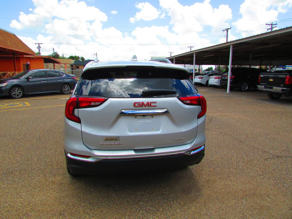 Used 2020 GMC Terrain SLT image 8