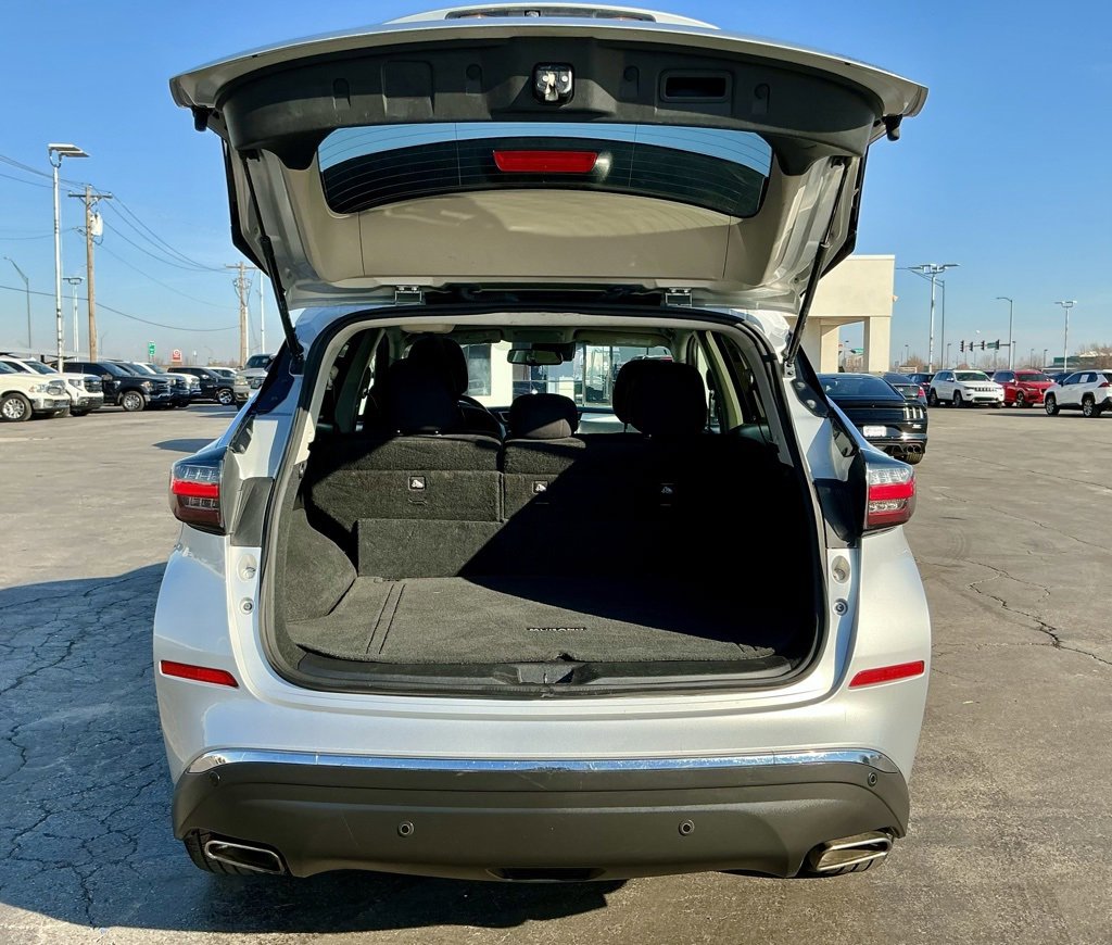 Used 2021 Nissan Murano SV image 17