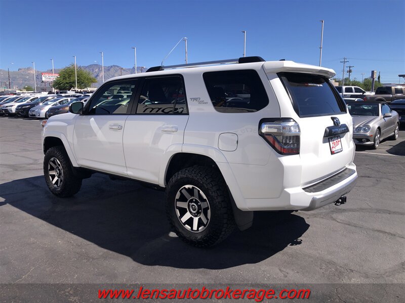 Used 2017 Toyota 4Runner TRD Off-Road AWD/4WD image 6
