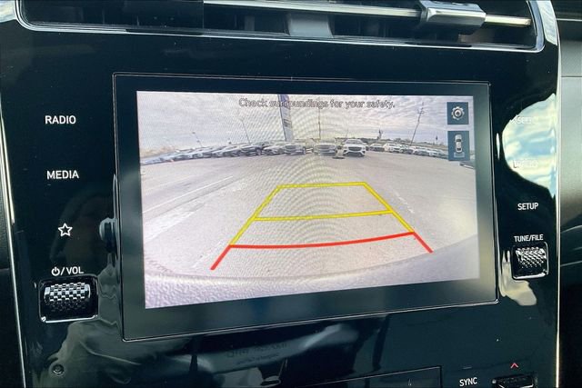 Certified 2024 Hyundai Santa Cruz SEL image 21