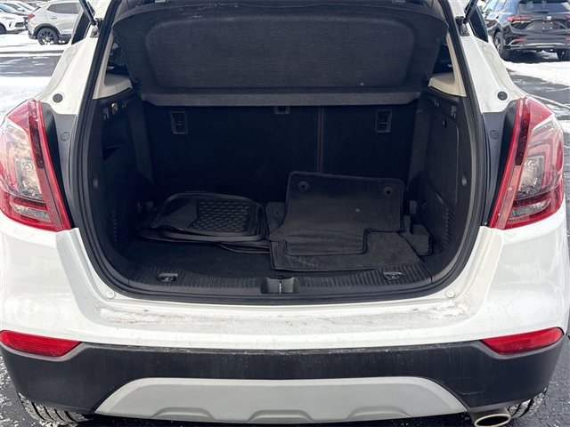 Used 2020 Buick Encore Preferred image 24