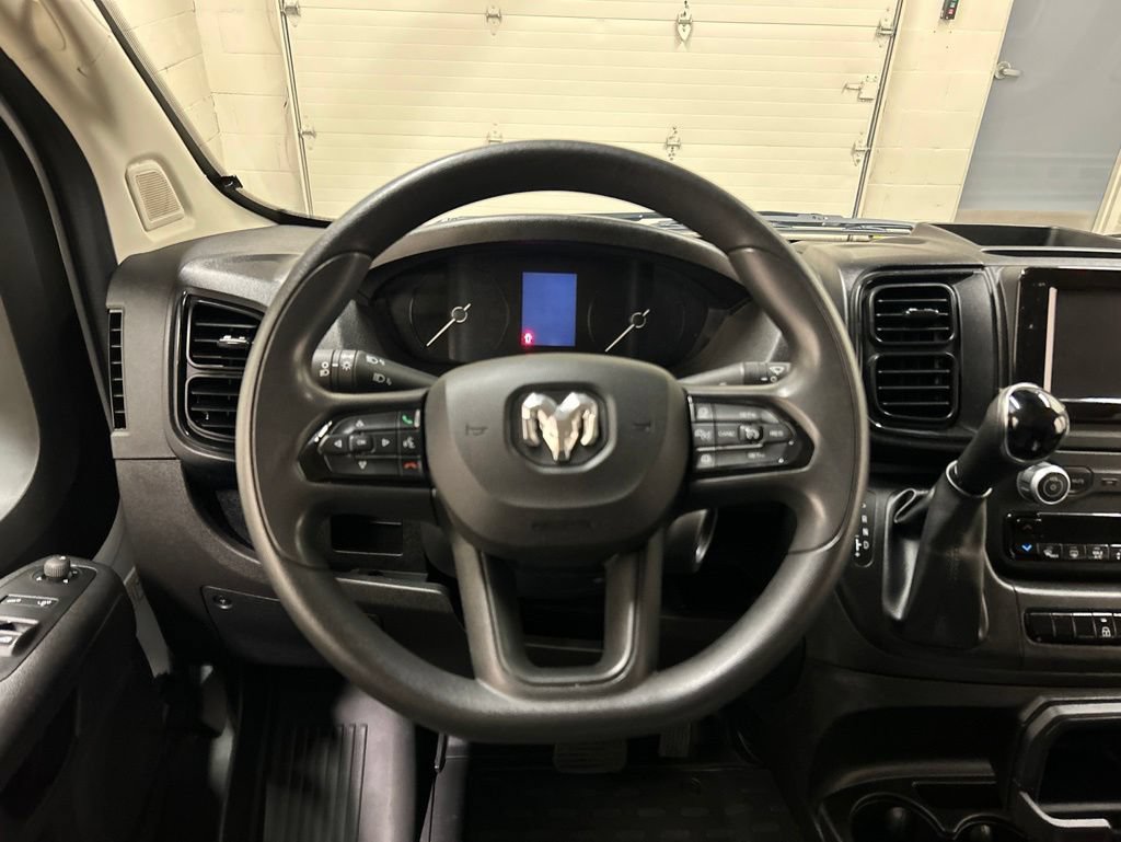 Used 2025 RAM ProMaster 2500 w/ Convenience Group FWD image 13