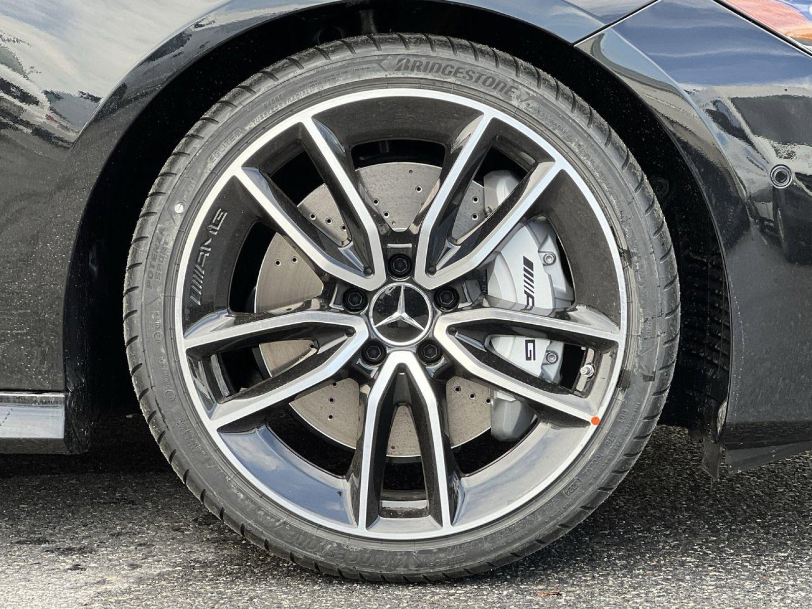 New 2025 Mercedes-Benz CLA 35 AMG 4MATIC image 10