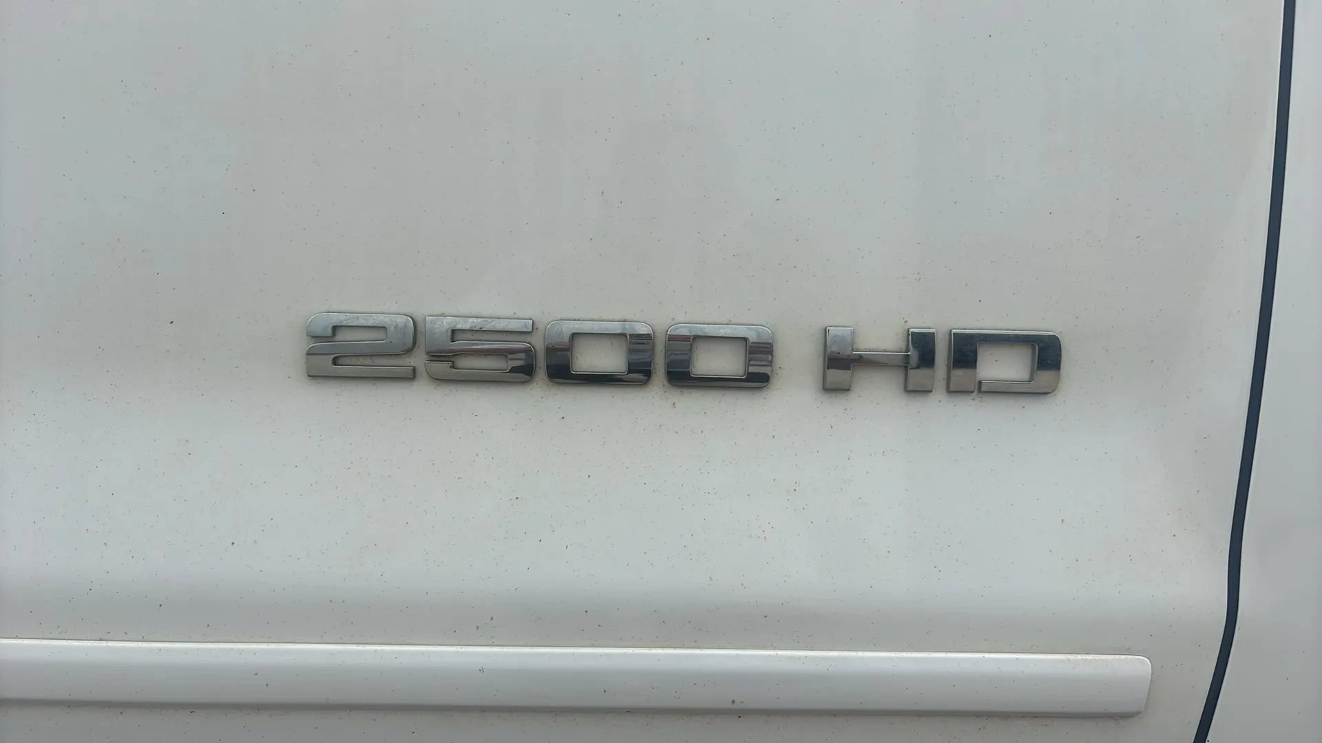Used 2016 Chevrolet Silverado 2500 LT AWD/4WD image 11