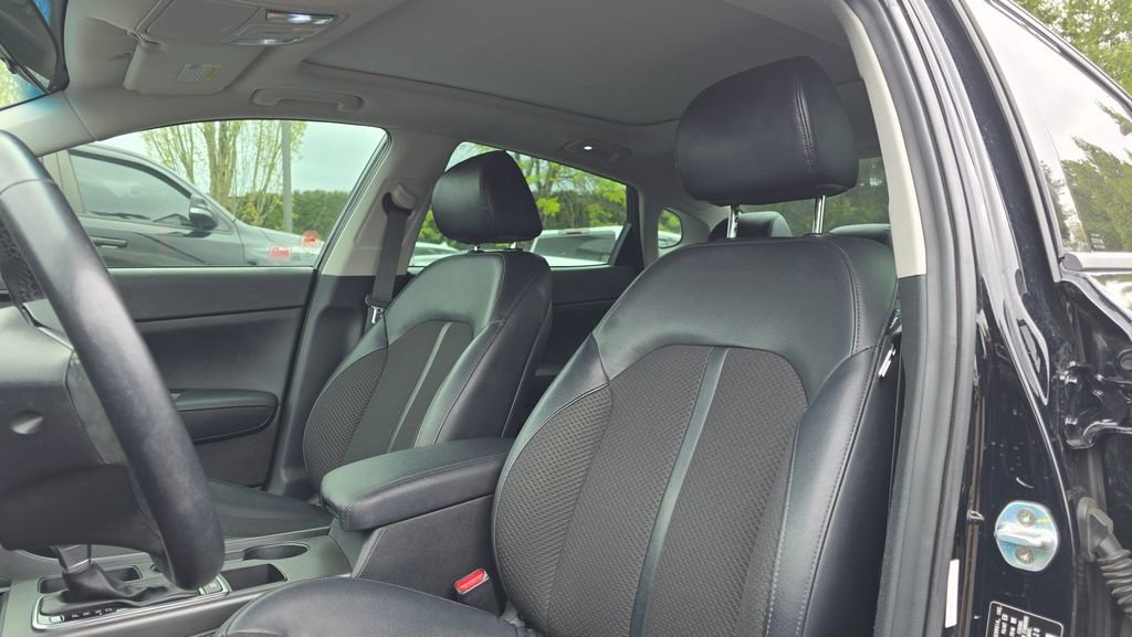 Used 2018 Kia Optima S w/ Panoramic Sunroof Package FWD image 57