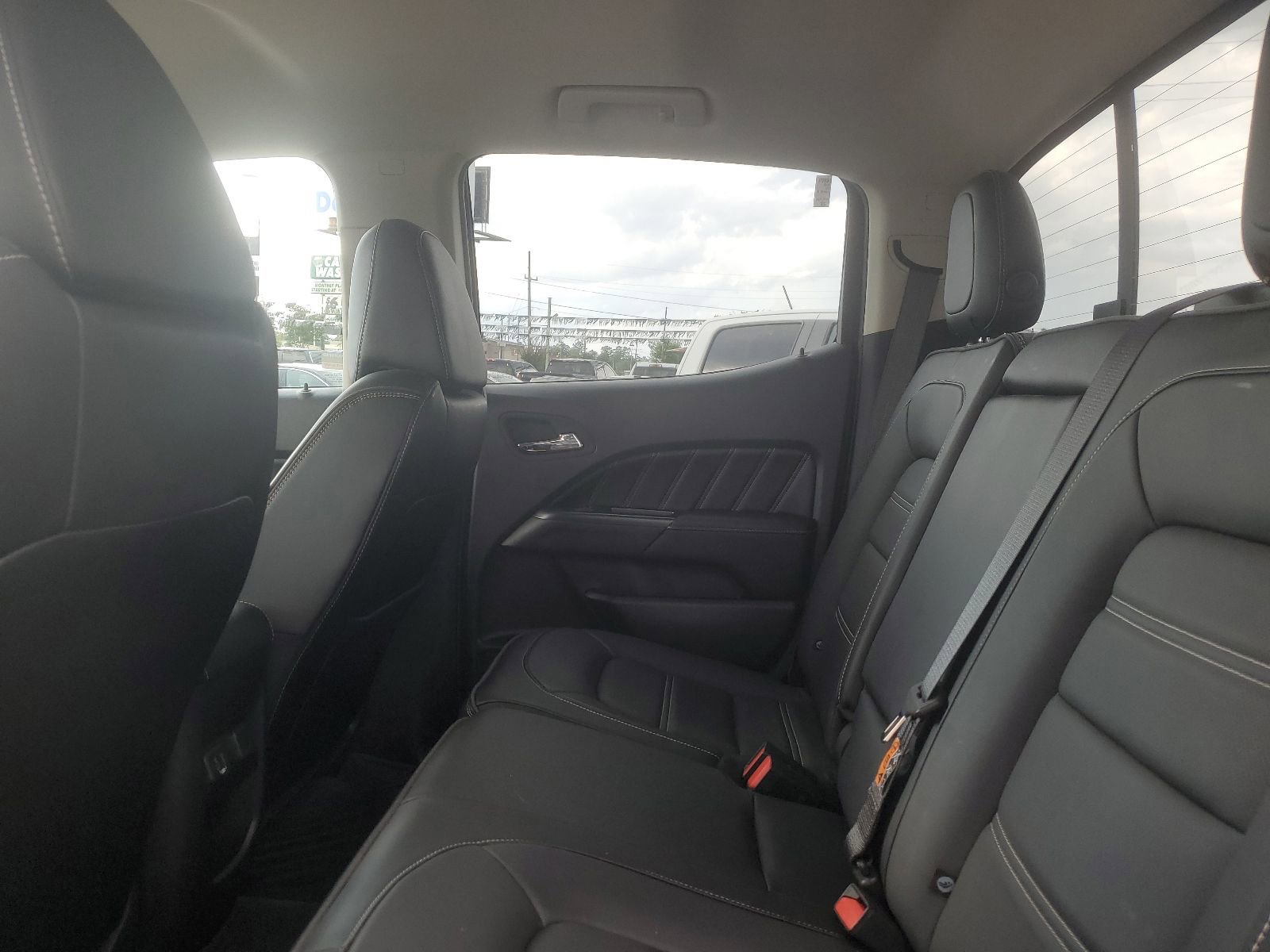 Used 2022 GMC Canyon Denali AWD/4WD image 12