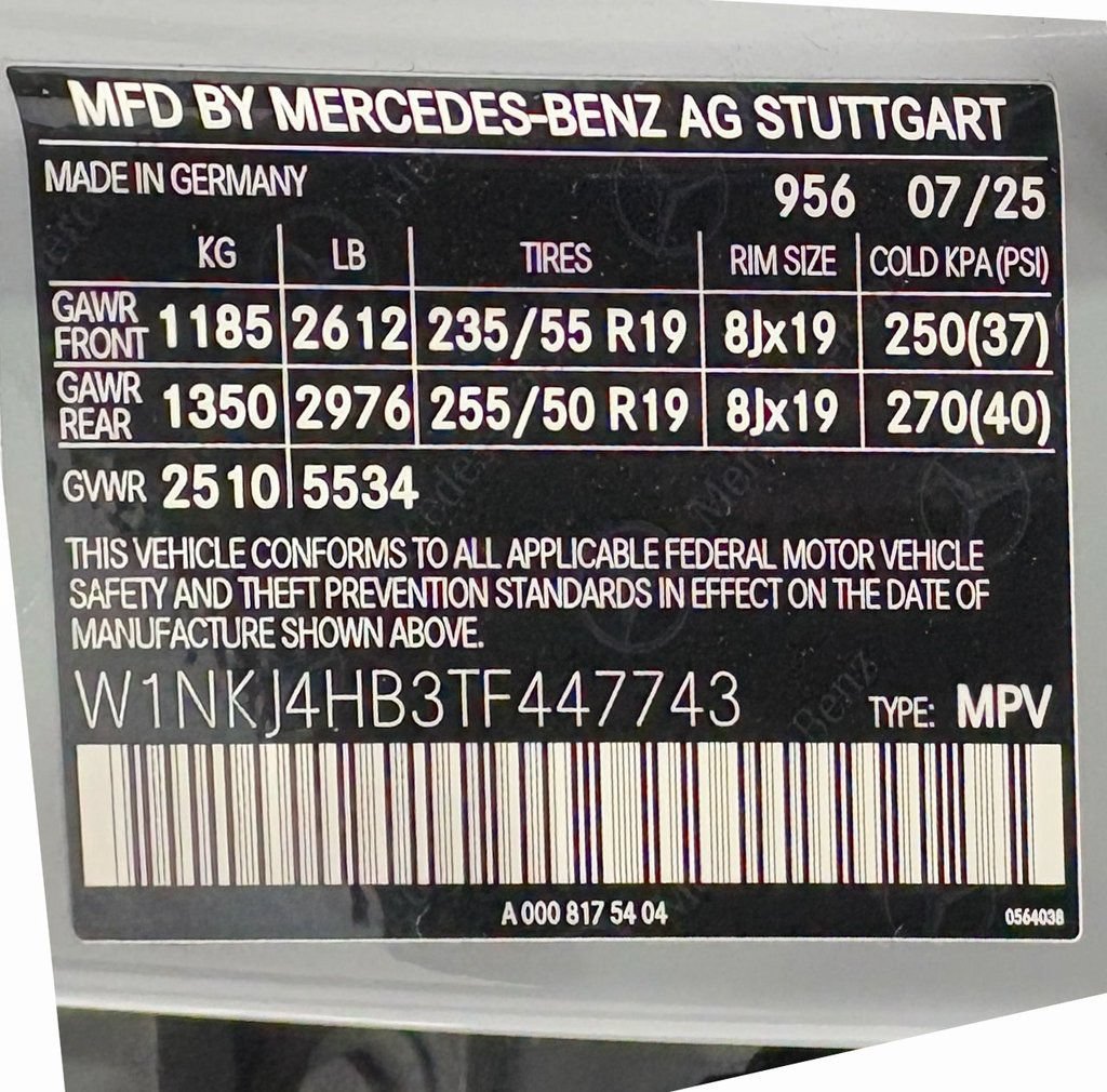 Used 2026 Mercedes-Benz GLC 300 4MATIC image 37