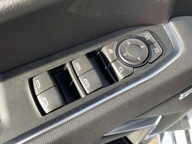 New 2026 GMC Sierra 1500 SLT image 16