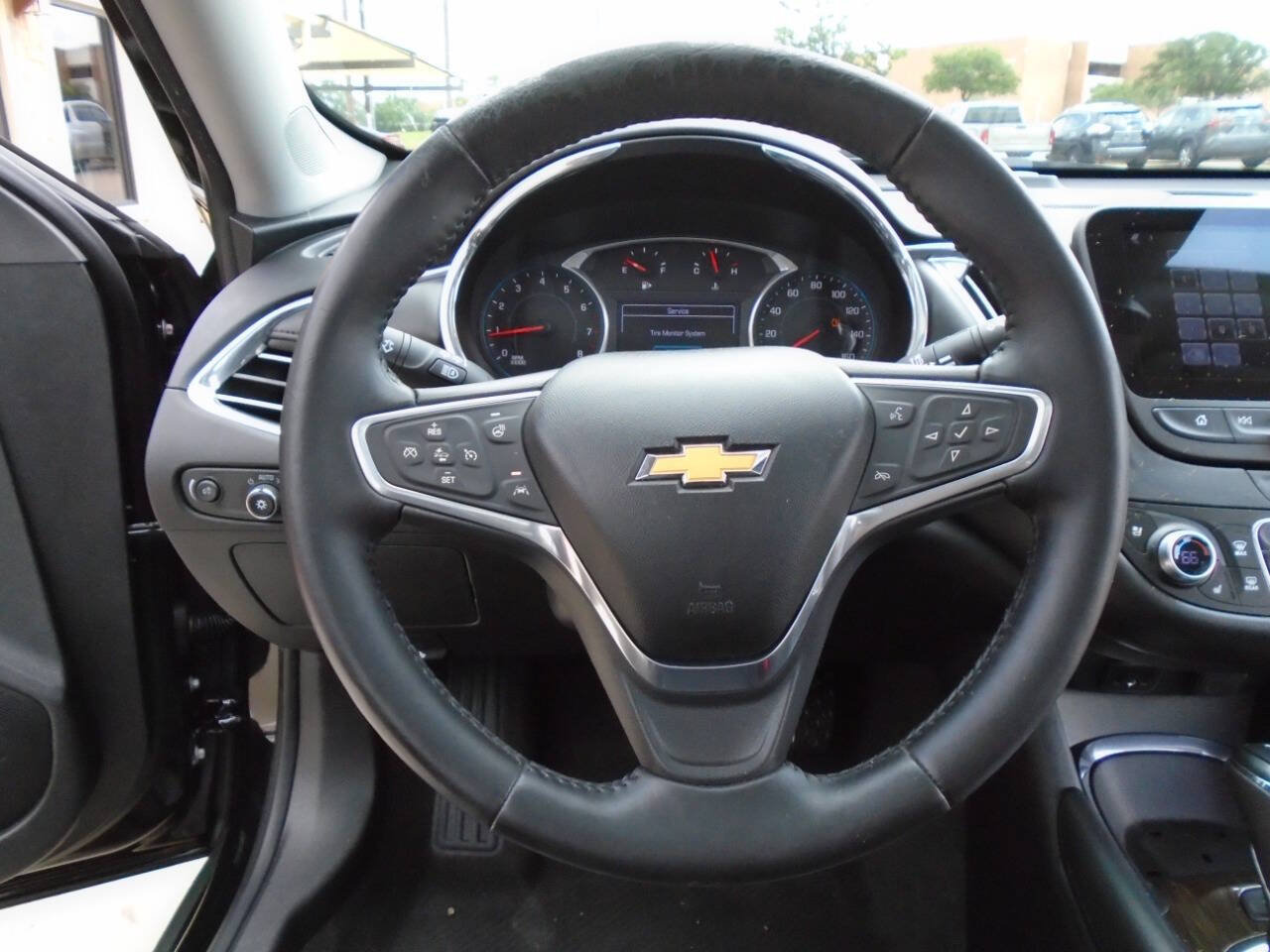 Used 2018 Chevrolet Malibu Premier w/ Premier Sun and Wheel Package FWD image 15