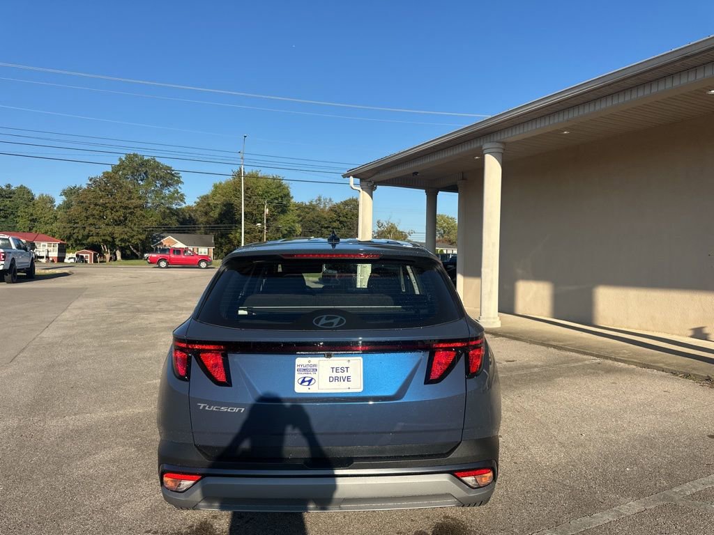 New 2026 Hyundai Tucson SE image 7