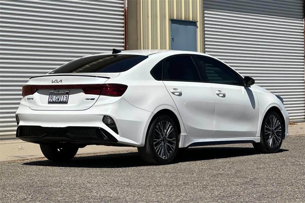 Used 2024 Kia Forte GT-Line image 6