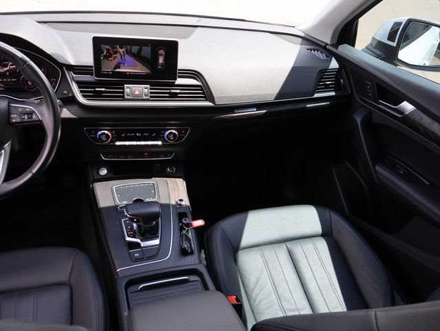 Used 2020 Audi Q5 2.0T Premium Plus w/ Premium Plus Package AWD/4WD image 15