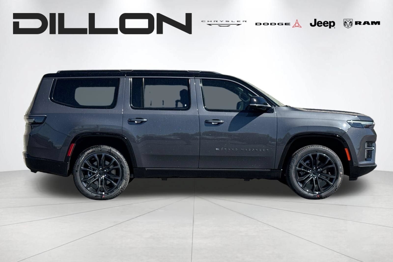 New 2026 Jeep Grand Wagoneer Summit AWD/4WD image 2