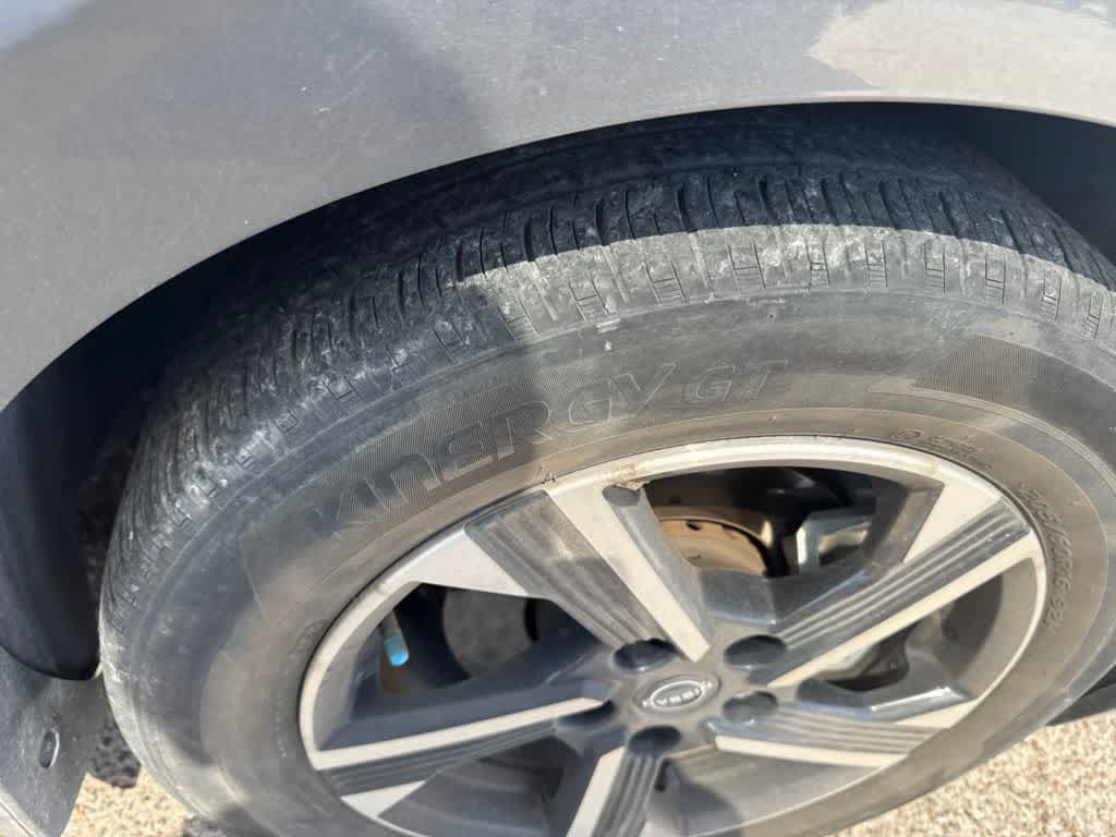 Used 2024 Nissan Sentra SV FWD image 5