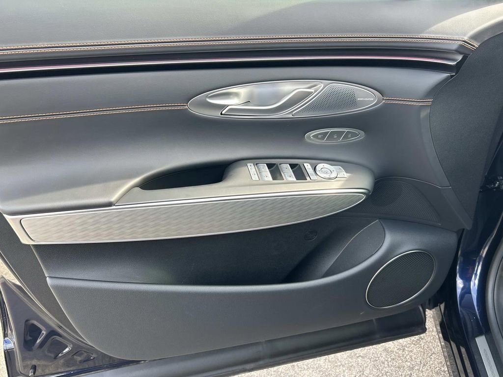 New 2026 Genesis GV70 2.5T Sport Prestige image 18