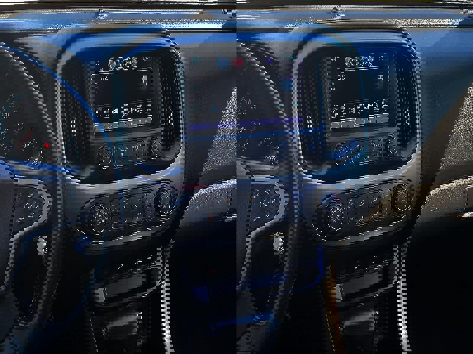 Used 2017 Chevrolet Colorado LT w/ LT Convenience Package image 9