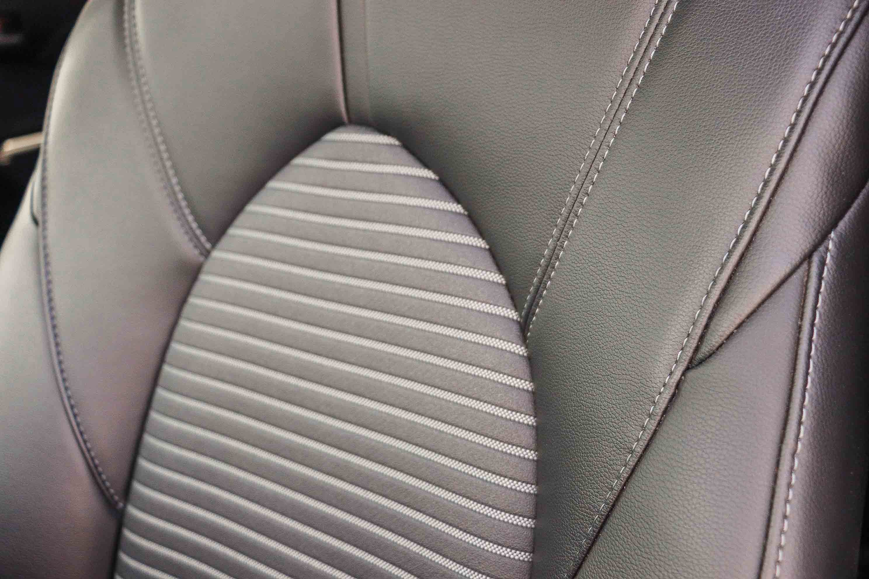 Certified 2024 Toyota Highlander XSE FWD image 27