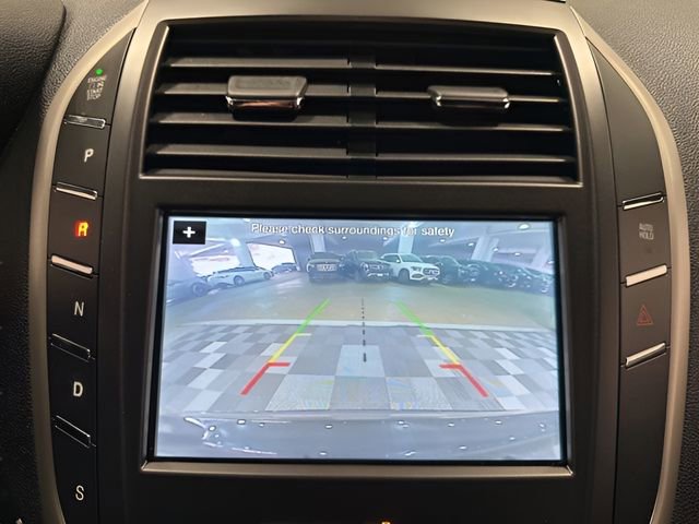Used 2017 Lincoln MKC Premiere image 25