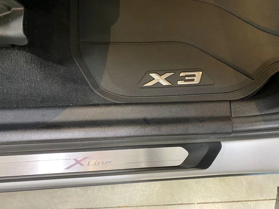 Used 2019 BMW X3 xDrive30i w/ Driving Assistance Package AWD/4WD image 39