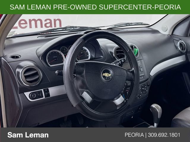 Used 2011 Chevrolet Aveo LT image 9