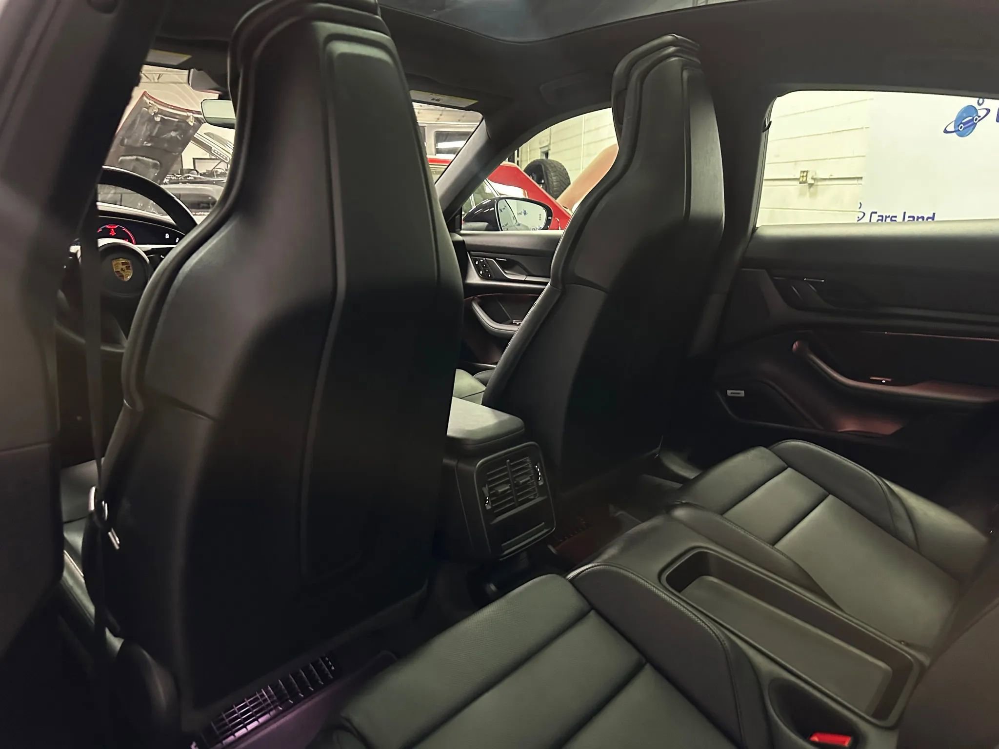 Used 2022 Porsche Taycan image 13