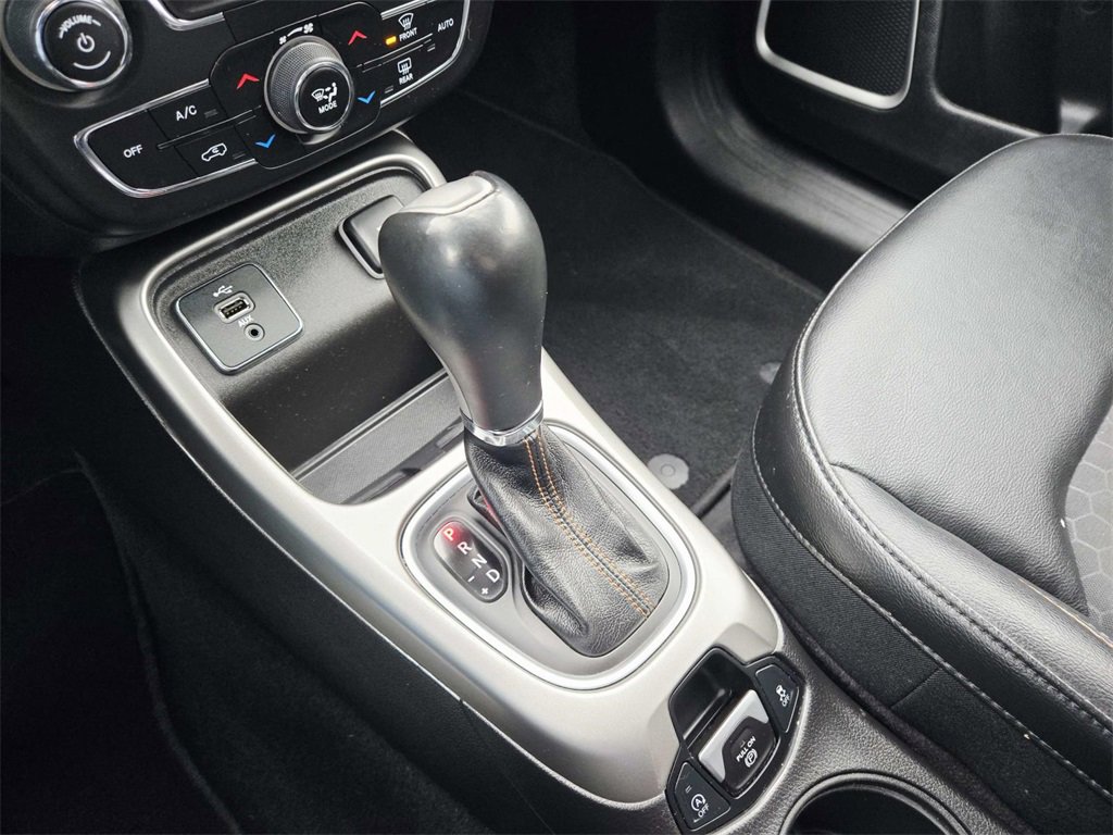 Used 2018 Jeep Compass Latitude w/ Popular Equipment Group image 28