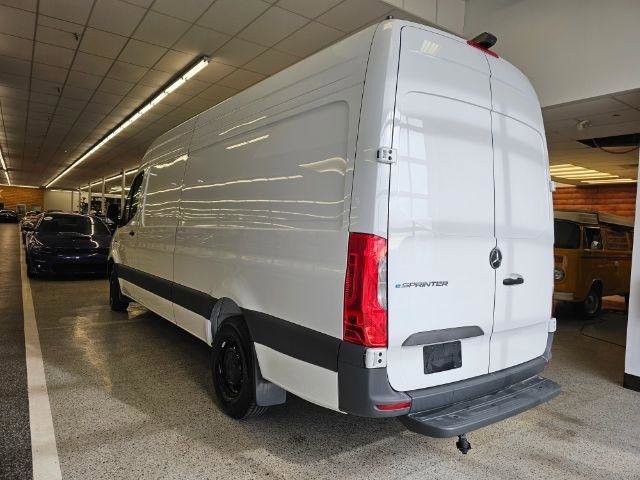 Used 2024 Mercedes-Benz eSprinter 170 Cargo image 6