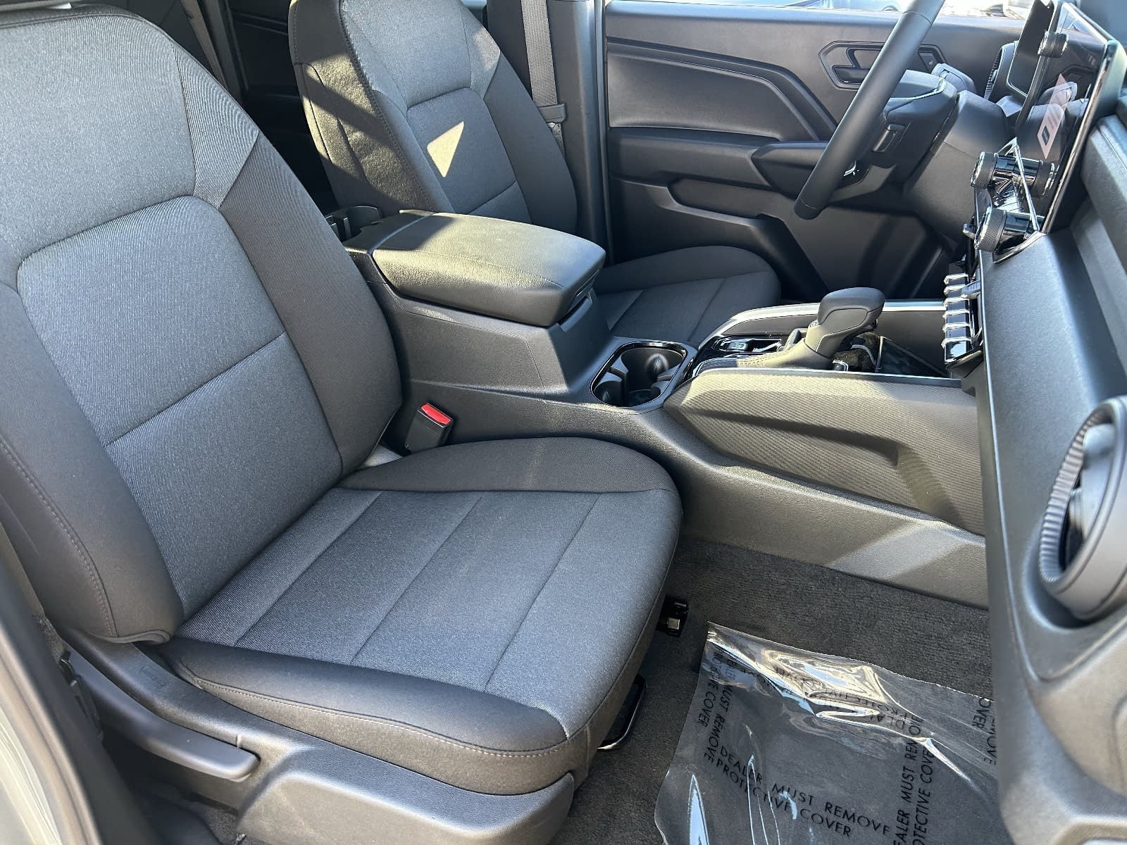 Used 2026 Chevrolet Colorado W/T w/ WT Custom Package RWD image 13
