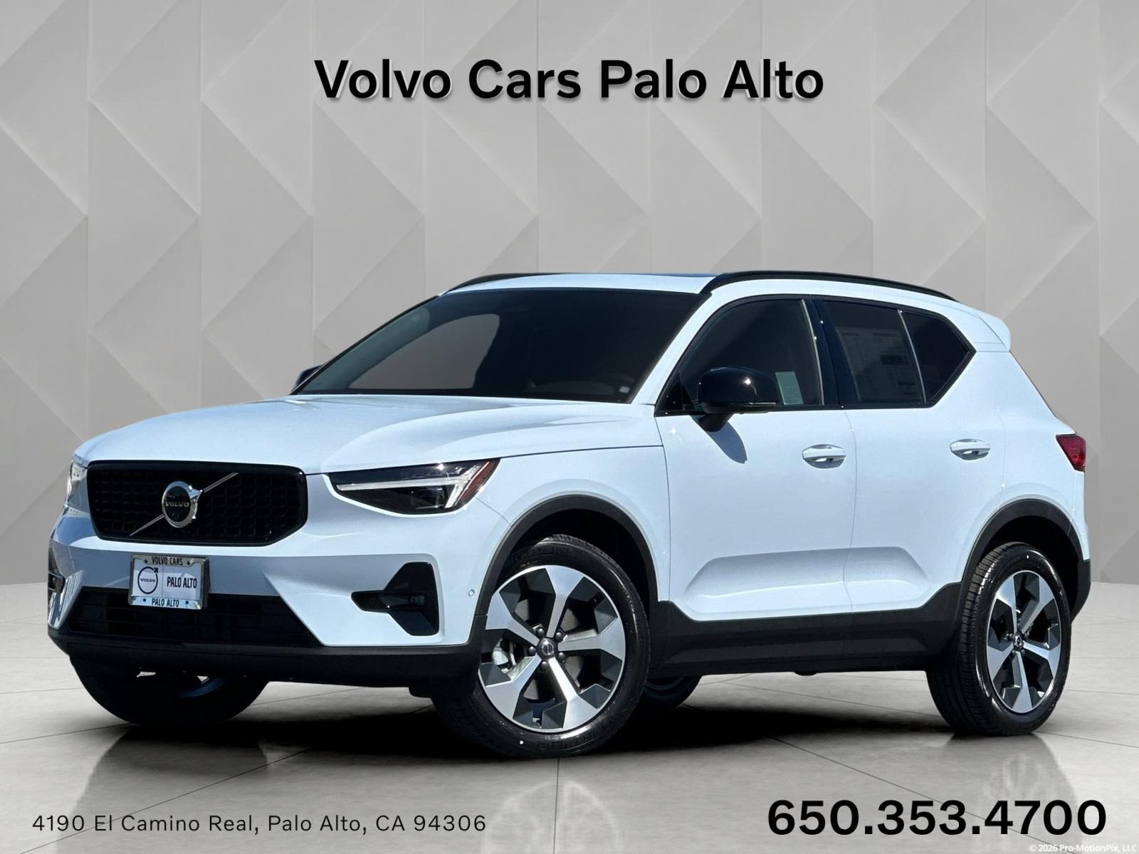 New 2026 Volvo XC40 B5 Plus w/ Climate Package