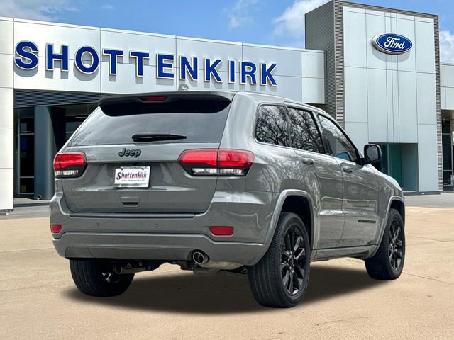 Used 2021 Jeep Grand Cherokee Laredo X image 8